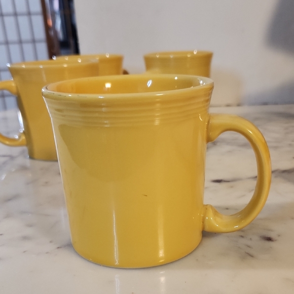 Fiesta Other - Fiestaware Yellow Sunflower Homer Laughlin Classic Ring Handel Set 4
